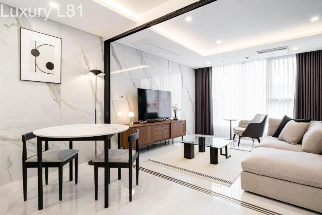 Angia Luxury Apartment Inside Landmark 81 Tower Ho Chi Minh City Exterior photo