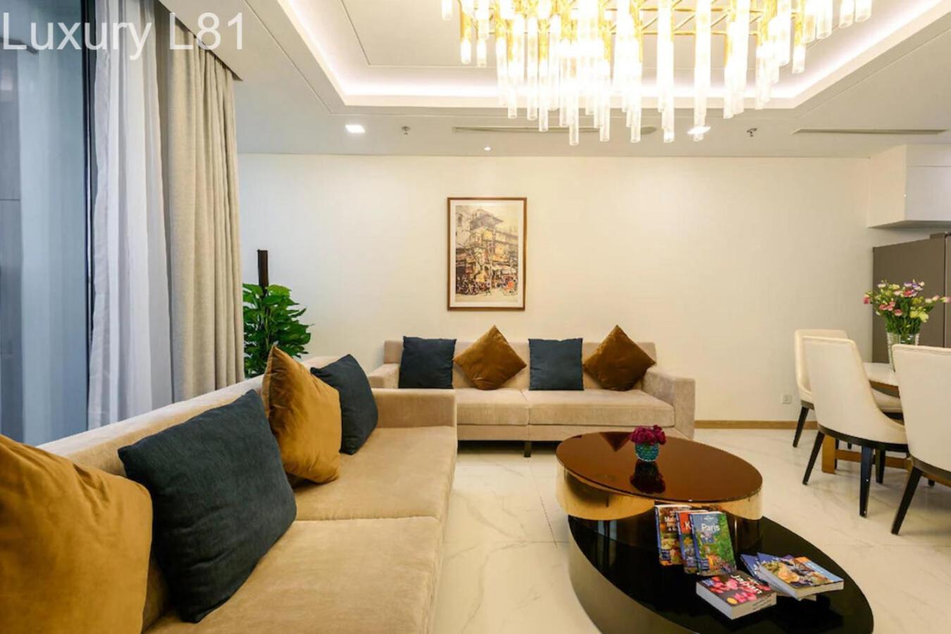 Angia Luxury Apartment Inside Landmark 81 Tower Ho Chi Minh City Exterior photo