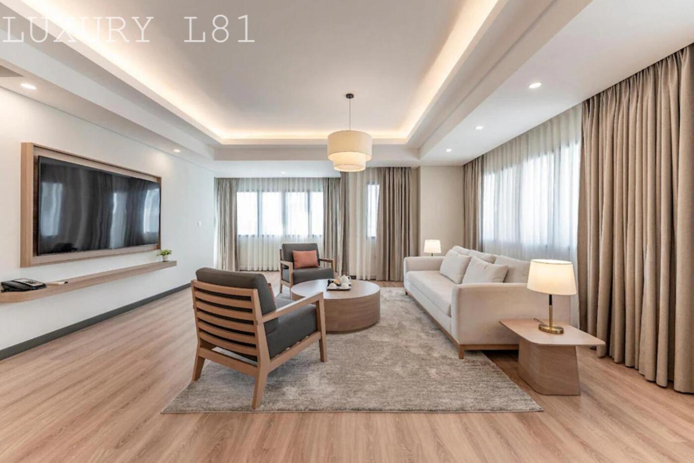 Angia Luxury Apartment Inside Landmark 81 Tower Ho Chi Minh City Exterior photo